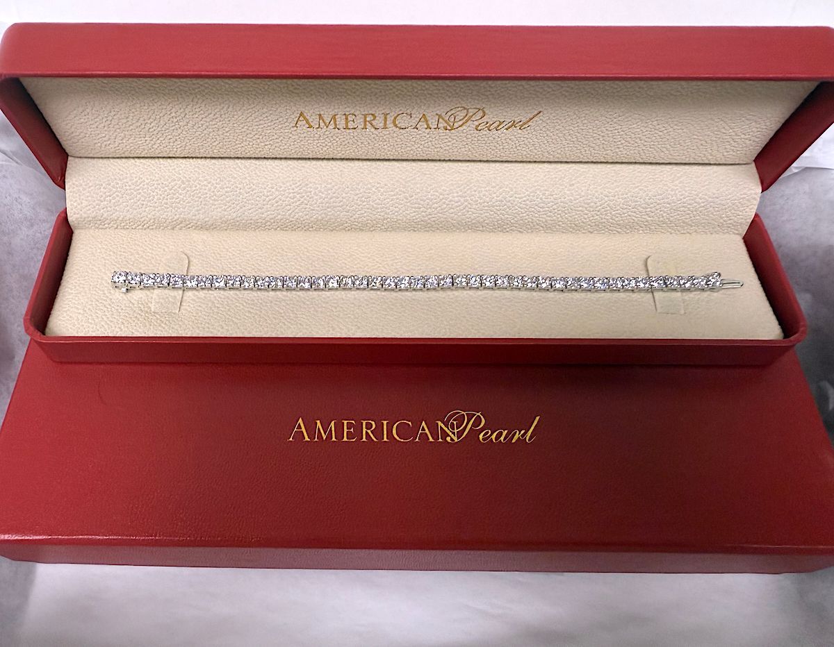 10 Carat Round Brilliant Diamond Tennis Bracelet | Just Sold