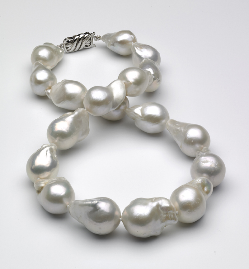 Baroque Pearl Necklace Choker 16 mm by 22 mm