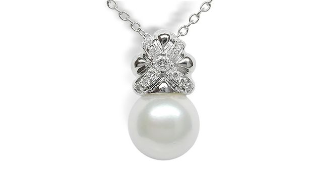 Jobina a Japanese Akoya Cultured Pearl Pendant