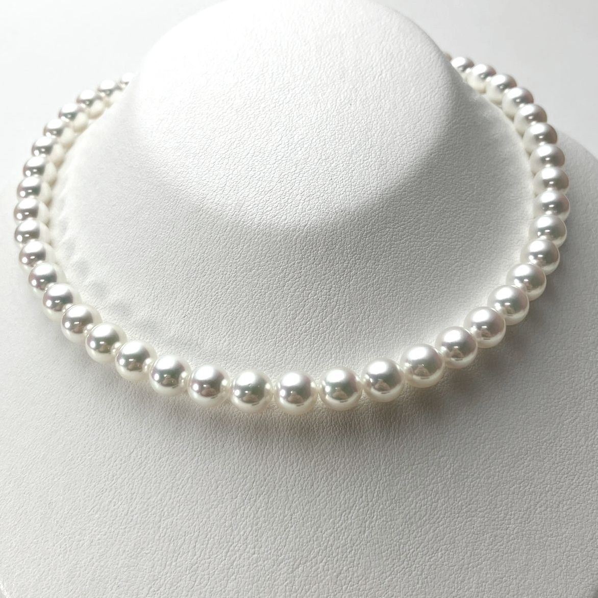 Natural White Akoya Cultured Pearl Necklace