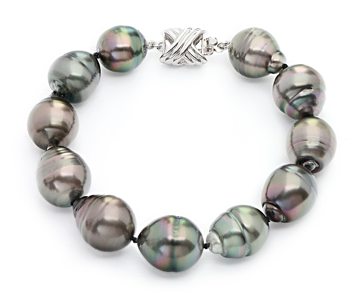 ■VINTAGE HOLLYWOOD■ Baroque Pearl Matte Bracelet VH239OBR0 Oversized Baroque Pearl Matte Gold Toggle Bracelet | Ornate