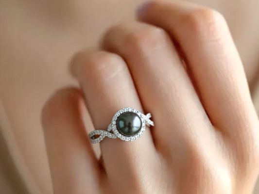 Tahitian Pearl Rings