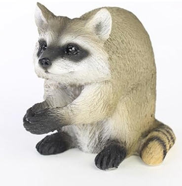 Raccoon (Large One) Figurine