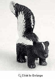 Skunk (Tiny One) Figurine 2"