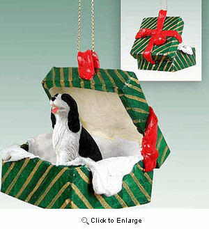 Springer Spaniel Gift Box Christmas Ornament Black-White