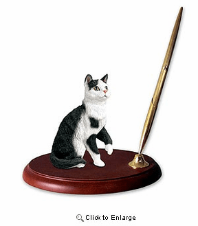 Tabby Cat Pen Holder (Black & White)