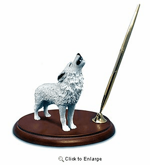 Wolf Pen Holder (White)