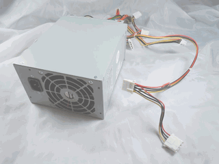 Sun / 300-1667 / 300-1910 / 600 Watt Power Supply for Sun Blade 2500 Silver ONLY -- Sun Parts   