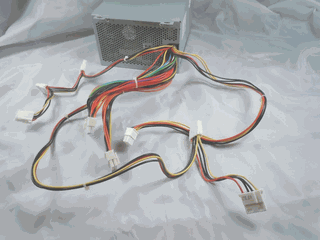 Sun / 300-1667 / 300-1910 / 600 Watt Power Supply for Sun Blade 2500 Silver ONLY -- Sun Parts   