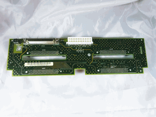 Sun / 501-4148 / 4-Slot SCSI Disk Backplane -- Sun Parts