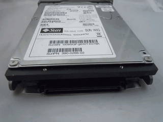Sun / X5268A / 540-6602 / 540-6065 / 540-6601 / 540-6064 / 146.8GB - 10000 RPM, SCSI Disk Assembly with 1 bracket, 1 plate -- Sun Parts