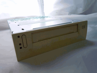 Sun / X6212A / 370-2881 /  7-14GB 8 mm Tape Drive -- Sun Parts
