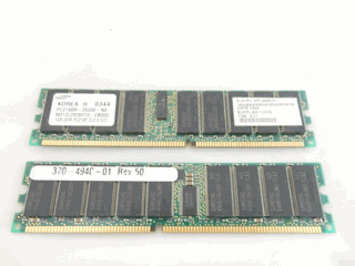Sun / X7404A /  370-4940 /   2GB DDR Memory Option (2 x 1GB DIMMs) -- Sun Parts