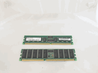 Sun / X7703A /  370-7670 /  1GB DDR Memory Option, SPD 0.0 or 1.0 (2 x 512MB DIMMs) -- Sun Parts