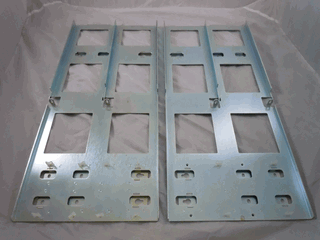 Sun / X9663A / 595-5933 /  7U dual rackmount universal rail kit for mounting T3ES and T3AES partner pair models into Sun expansion cabinets (72-inch Sun StorEdge, Sun Fire, Sun Enterprise 5500/6500, and RETMA cabinets) -- Sun Parts