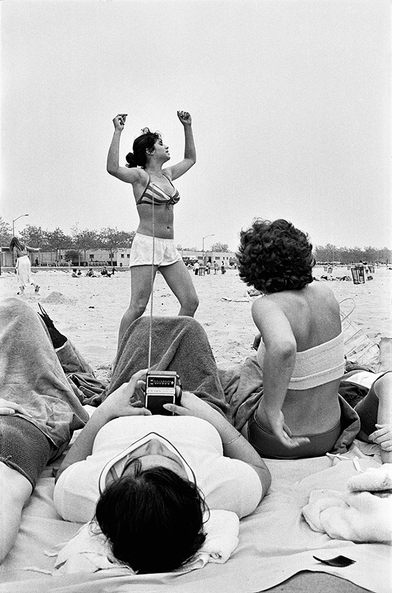 A different kind of photographer and woman: Susan Meiselas