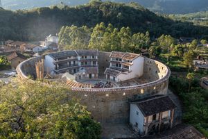 Architecture Connecting: Xu Tiantian & Tsuyoshi Tane