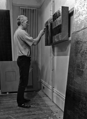 Between the Lines: Critical Writings on Sean Scully
