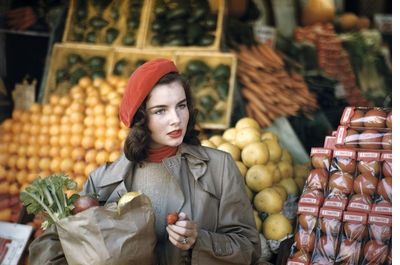 Celebrating the 100th Birthday of adventurous American photographer, Ruth Orkin