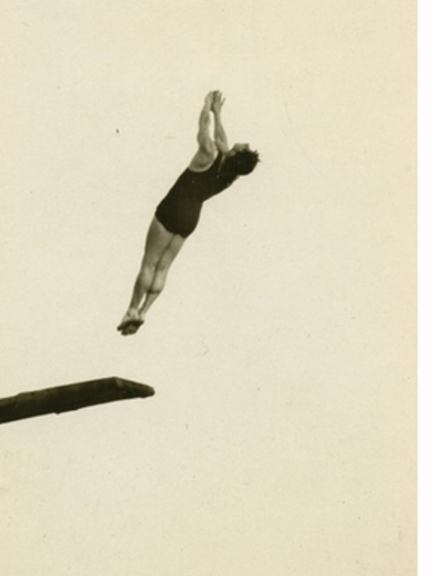 Dive Dark Dream Slow