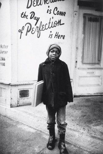洋書　DETROIT 1968 Errico Natali 写真集　ハードカバー Enrico Natali's Detroit 1968: Young boy on the north side of