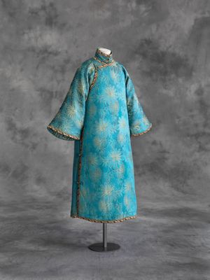 Fashioning Chinese Women: Empire to Modernity