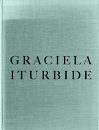 Graciela Iturbide: Infancia