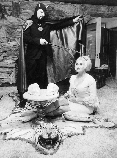 Halloween inspiration in 'California Infernal'