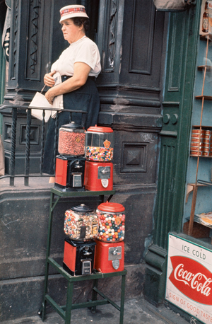 Helen Levitt: New York Archive / Color