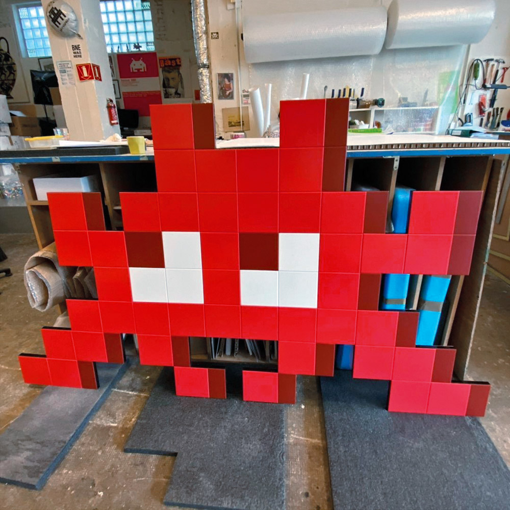 インベーダー Invaderwashere Invader @invaderwashere ARTBOOK | D.A.P. 2025 Catalog Books