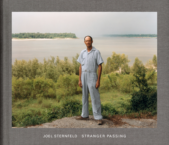 JOEL STERNFELD STRANGER PASSING 大型本 Joel Sternfeld — Stranger Passing – Wolf Books