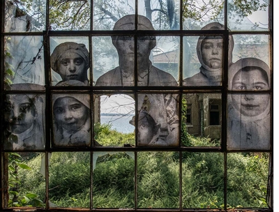 JR & Art Spiegelman: The Ghosts of Ellis Island