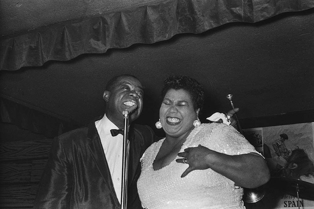 Louis Armstrong and Velma Middleton, Basin Street East, New York City, ca. 1954-56 � Lisette Model Foundation, courtesy of Eakins Press Foundation/Lisette Model fonds, National Gallery of Canada Library and Archives. From 