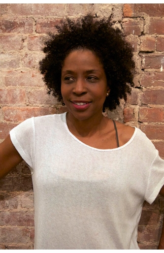 Lorna Simpson Signs 'Works on Paper' at agns b.
