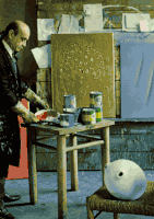 Lucio Fontana