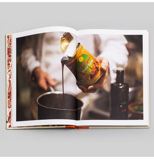Michael Rakowitz and Jason Hammel cooking demonstration and book signing at MCA Chicago
