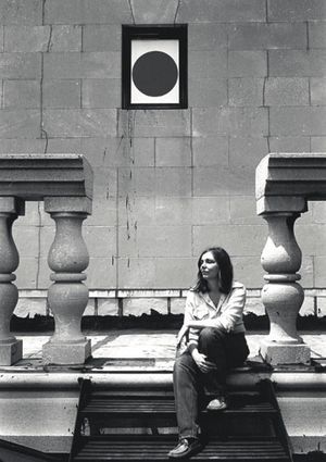 Nancy Holt: Locating Perception