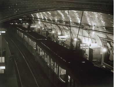 Paris Metro Photo