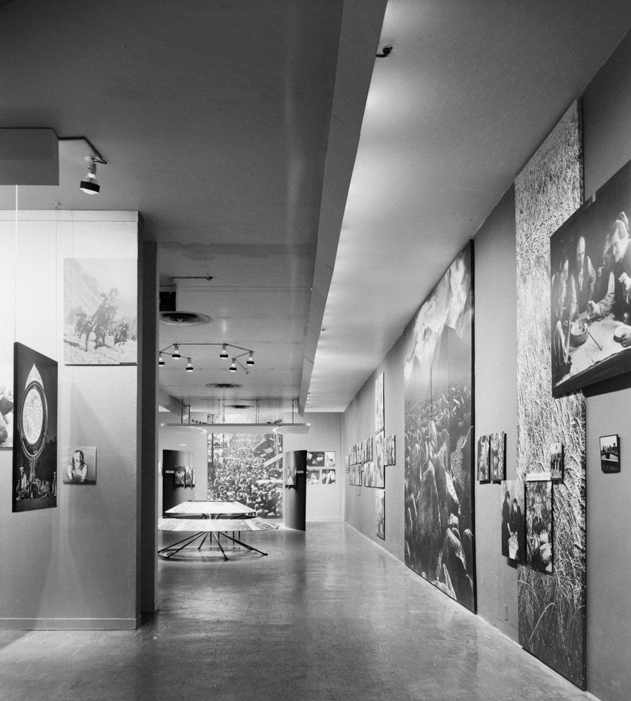 Photography and Citizenship ARTBOOK | D.A.P. 2026 Catalog Books