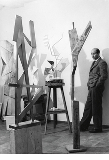 Pietro Consagra: Frontal Sculpture