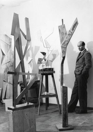Pietro Consagra: Frontal Sculpture
