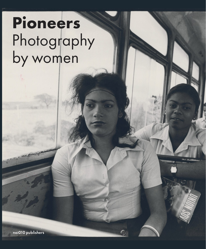 洋書 Pioneers of Photography Photography 1954-2009 – Damiani Books