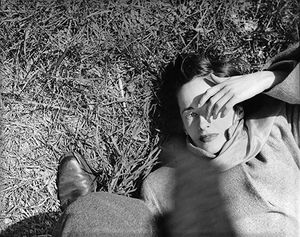 Saul Leiter: Early Black and White