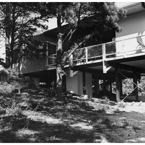 Saving Cape Cod Modernism