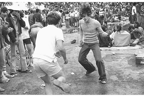 The Strand Presents Joseph Szabo & Vince Aletti on 'Rolling Stones Fans'