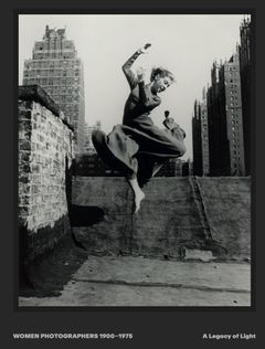 Women Photographers 19001975