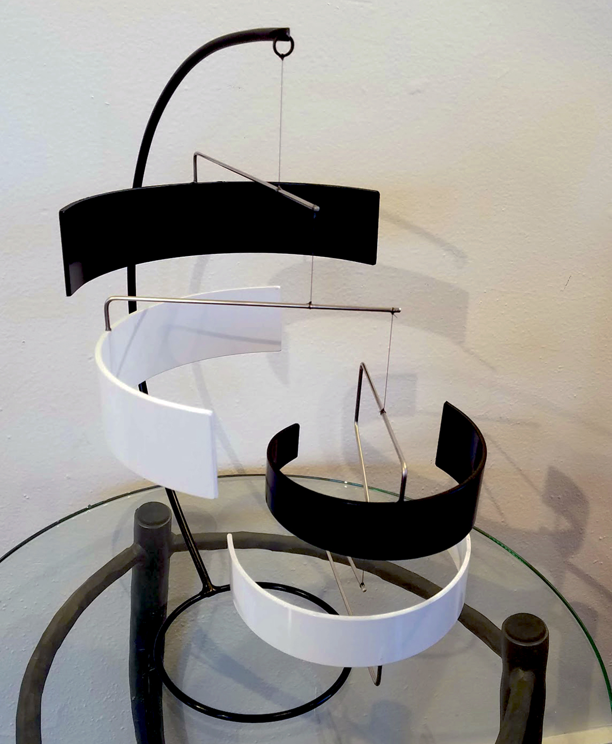 CURVS TABLETOP BLACK AND WHITE