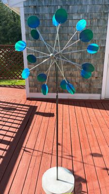 GRAND DOUBLE CIRCLES BLUE/GREEN GARDEN WHEEL With Cement Base