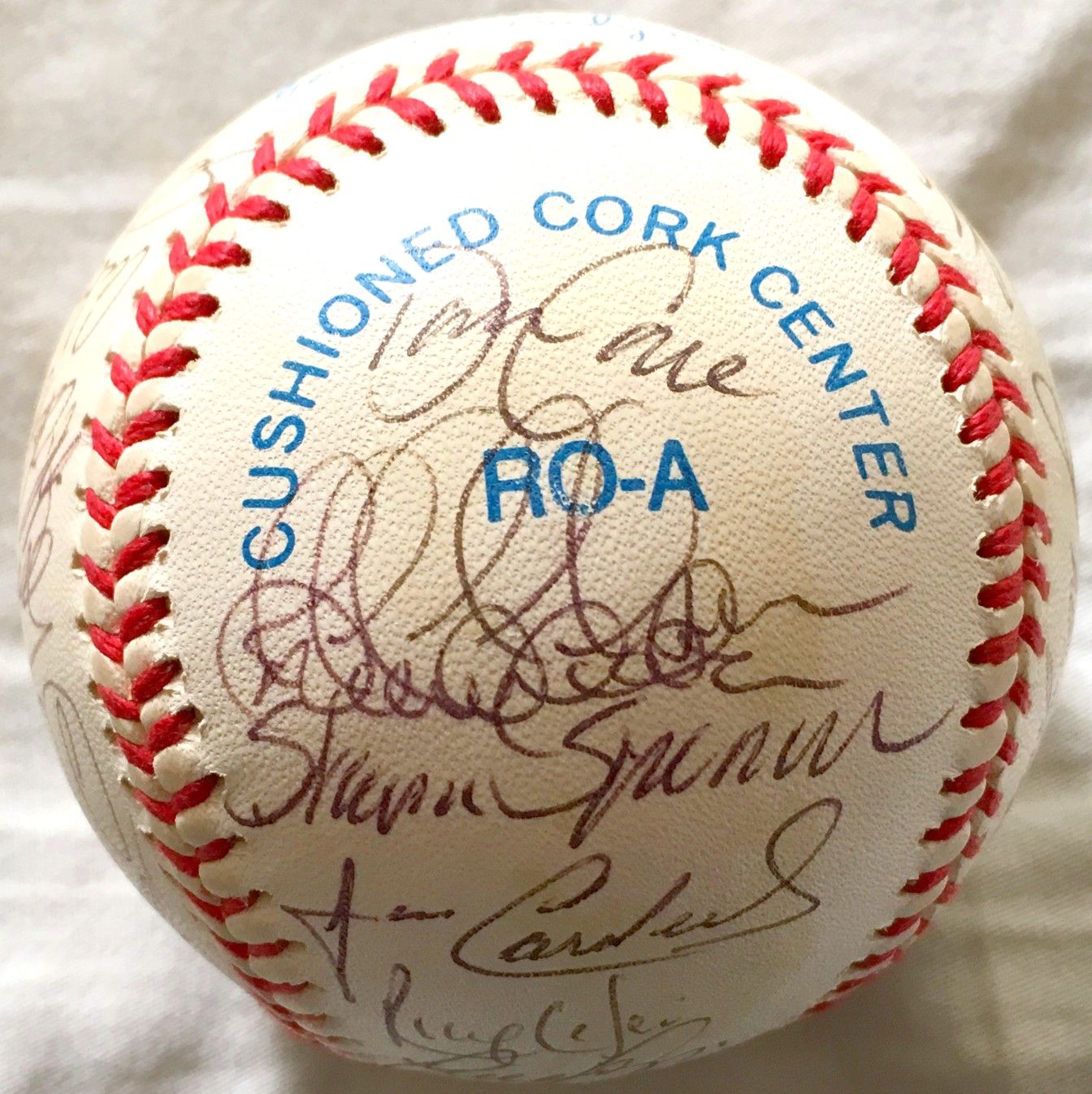 1999 New York Yankees World Series Champions team autographed AL