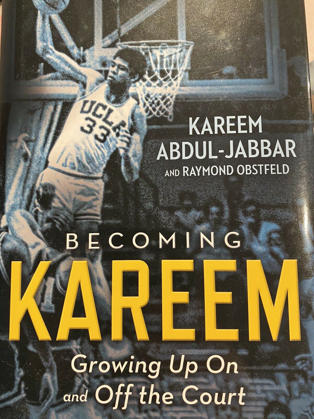 Kareem AbdulJabbar autographed Kareem hardcover book JSA